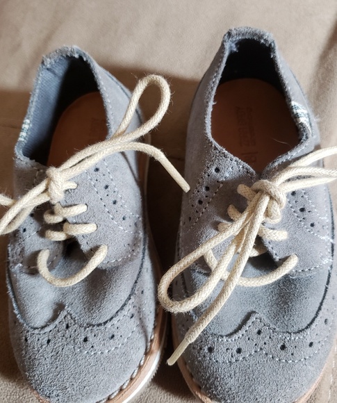 baby wingtip shoes